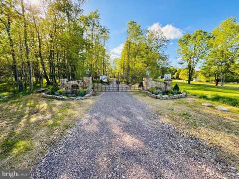 7985 ROCK LODGE ROAD, ACCIDENT, MD 21520