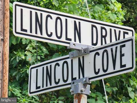 14 LINCOLN COVE, EAST BERLIN, PA 17316