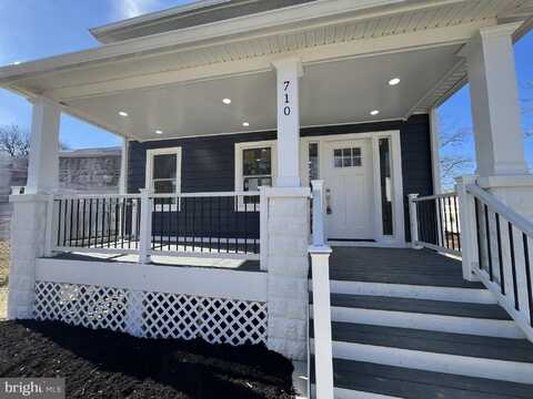 710 61ST AVENUE, FAIRMOUNT HEIGHTS, MD 20743