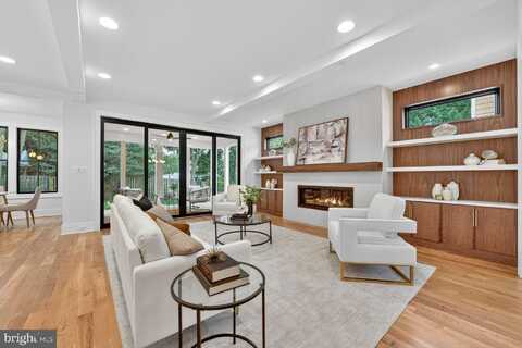4812 CHEVY CHASE BOULEVARD, CHEVY CHASE, MD 20815