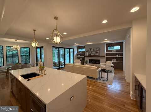 4812 CHEVY CHASE BOULEVARD, CHEVY CHASE, MD 20815