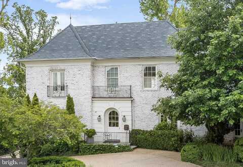 2101 FOXHALL ROAD NW, WASHINGTON, DC 20007