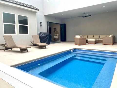 4258 Cambridge Parkway N, Hurricane, UT 84737
