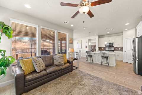 1185 N CASITAS, Washington, UT 84780