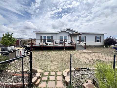 8480 W Shelburne Road, Wilhoit, AZ 86332