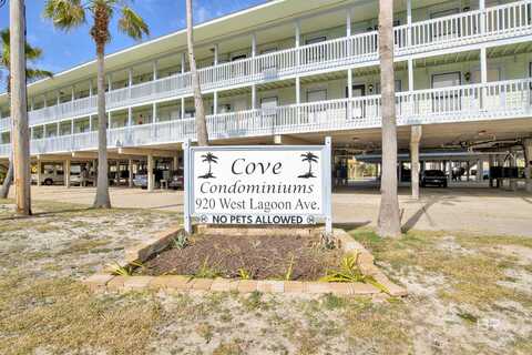 920 W Lagoon Avenue, Gulf Shores, AL 36542