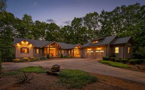 55 Mountain Farms Road, Signal Mountain, TN 37377