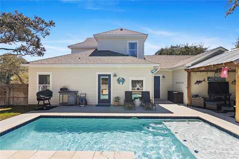 114 Boardwalk Avenue, Rockport, TX 78382