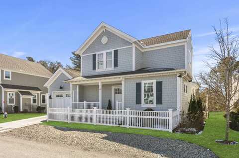 23 Rosewood Circle, Mashpee, MA 02649