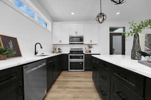 2590 Findley Avenue, Columbus, OH 43202