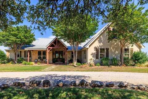 372 Distant View Dr, Fredericksburg, TX 78624