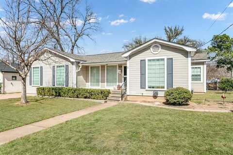 304 Hackberry, Fredericksburg, TX 78624