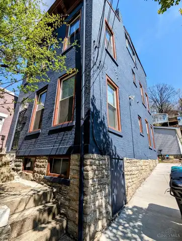 2202 Ravine Street, Cincinnati, OH 45219