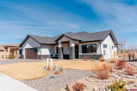 3901 Grand Mesa Drive, Montrose, CO 81403