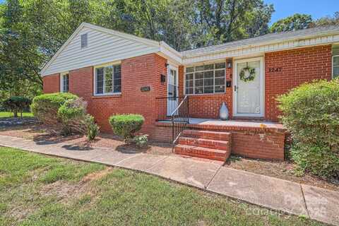 3245 Minnesota Road, Charlotte, NC 28208