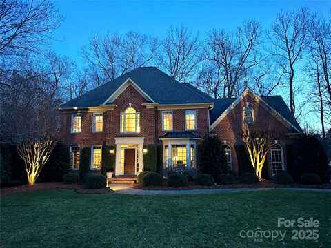 6301 Royal Aberdeen Court, Charlotte, NC 28277