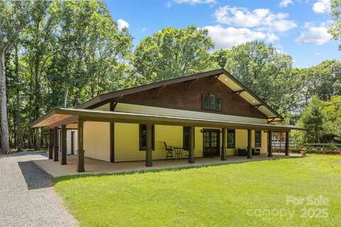 13124 Lemmond Drive, Matthews, NC 28105