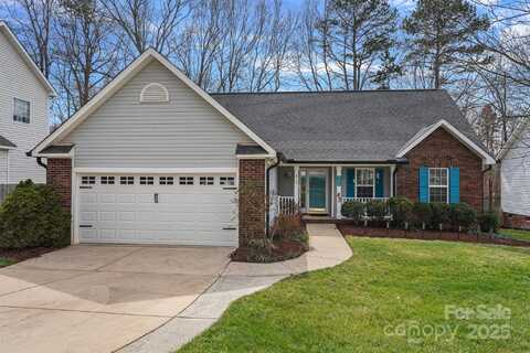 706 Jordans Pond Lane, Charlotte, NC 28214