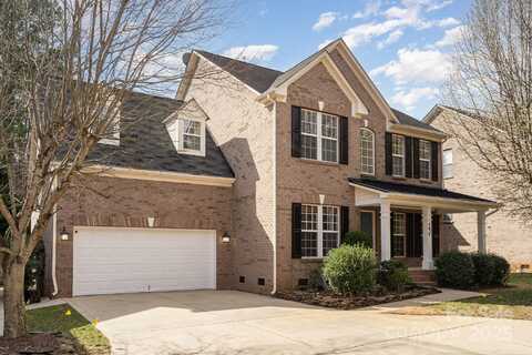 5672 Wrenfield Court, Charlotte, NC 28277