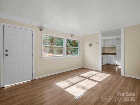 329 Squirrel Hollow Drive, Hendersonville, NC 28791