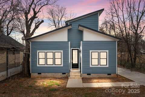 913 Wilson W Lee Boulevard, Statesville, NC 28677