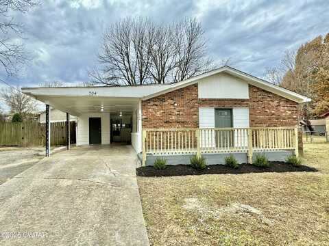 704 E Cooper Street, Brownsville, TN 38012