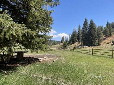 580 N Grassy Trail, Duck Creek Village, UT 84762