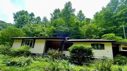 67 Kidd Fork, Banner, KY 41603