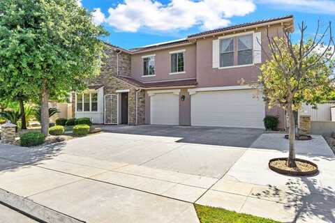 2188 Whiteash Avenue, Clovis, CA 93619