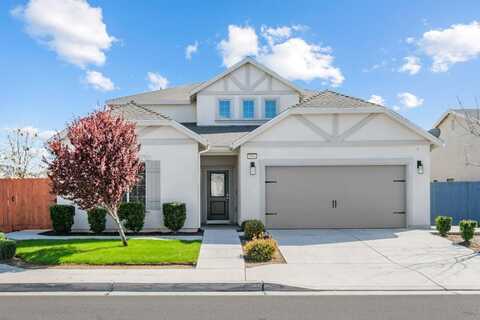 5986 Pitt Avenue E, Fresno, CA 93727
