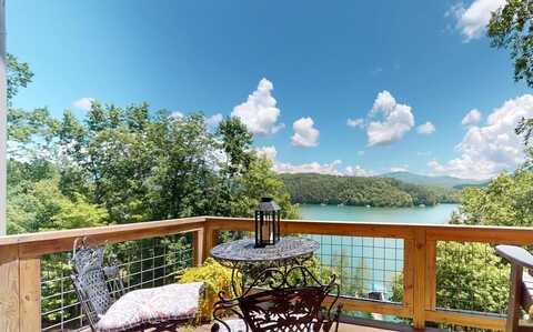 216 Alarka Point, Bryson City, NC 28713