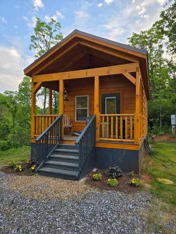 42 Granity Lane, Franklin, NC 28734