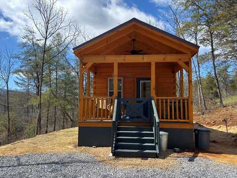 42 Granity Lane, Franklin, NC 28734