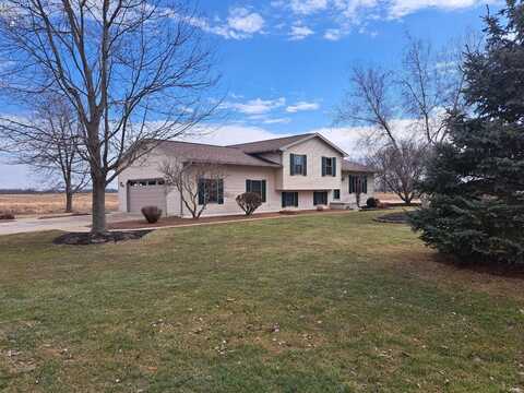 341 County Road 214, Fremont, OH 43420