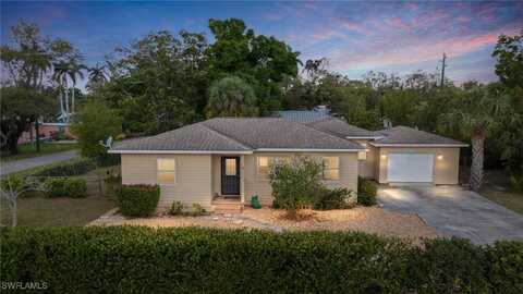 1607 Ardmore Road, Fort Myers, FL 33901