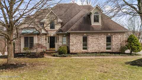 7008 Wooded Meadow Rd, Louisville, KY 40241