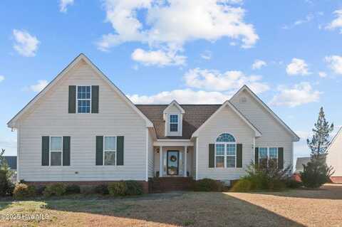 2301 Charity Lane, Winterville, NC 28590