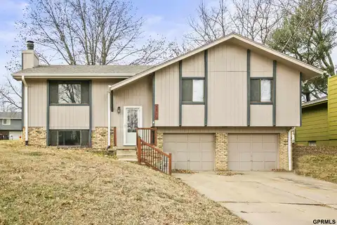 6518 S 137 Circle, Omaha, NE 68137