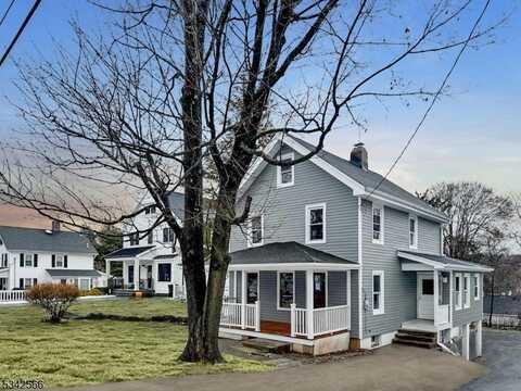 11 Hillcrest Ave, Gladstone, NJ 07934