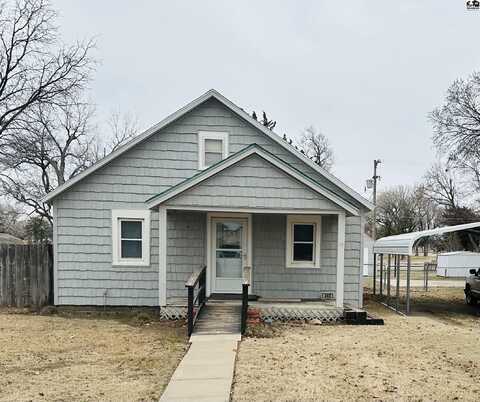 446 S 6th St, Sterling, KS 67579