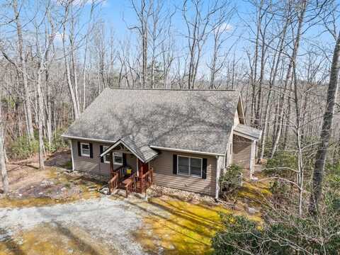 104 Jackson Avenue, Lake Toxaway, NC 28747