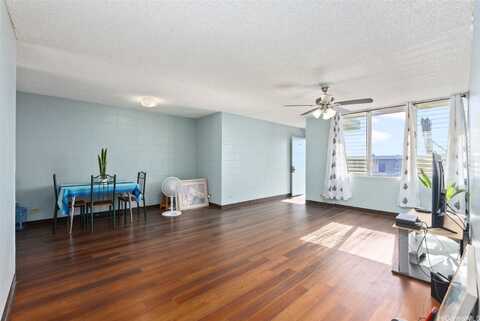 94-246 Leoku Street, Waipahu, HI 96797