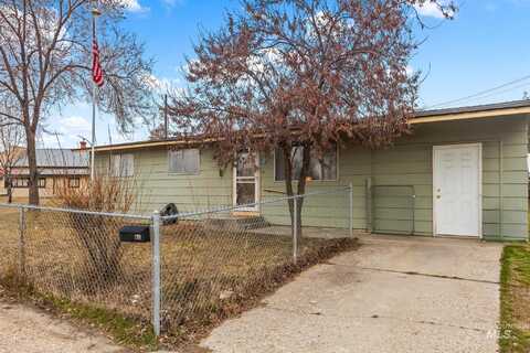 278 N Bridge Ave, Kuna, ID 83634