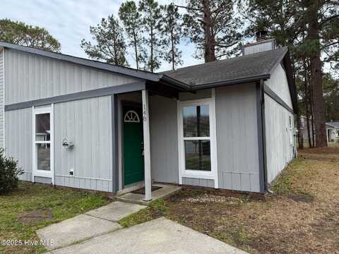 148 Village Court, Jacksonville, NC 28546