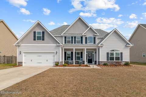 104 Pine Lakes Drive, Maple Hill, NC 28454