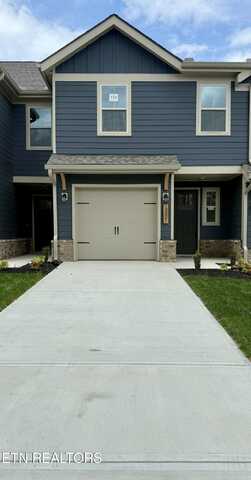 1321 Mountain Quail Circle, Maryville, TN 37801