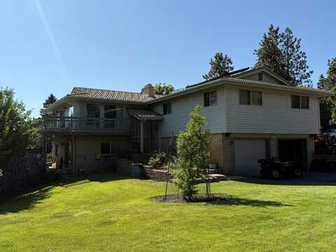 7575 Cannon Avenue, Klamath Falls, OR 97603