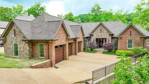100 PORCH SWING, Savannah, TN 38372
