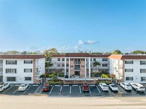 2424 NE 9th St, Fort Lauderdale, FL 33304