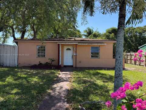 740 NW 130th St, North Miami, FL 33168